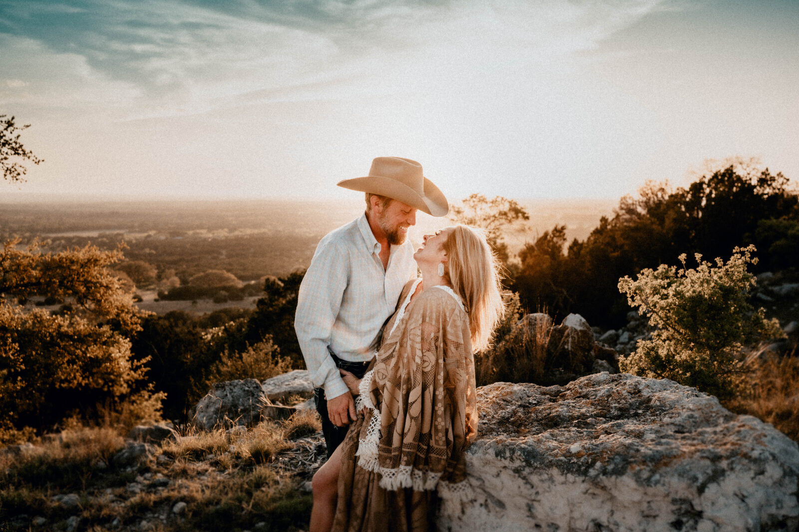 Photo inspiration: Fresh Look at Central Texas Couples Photoshoot