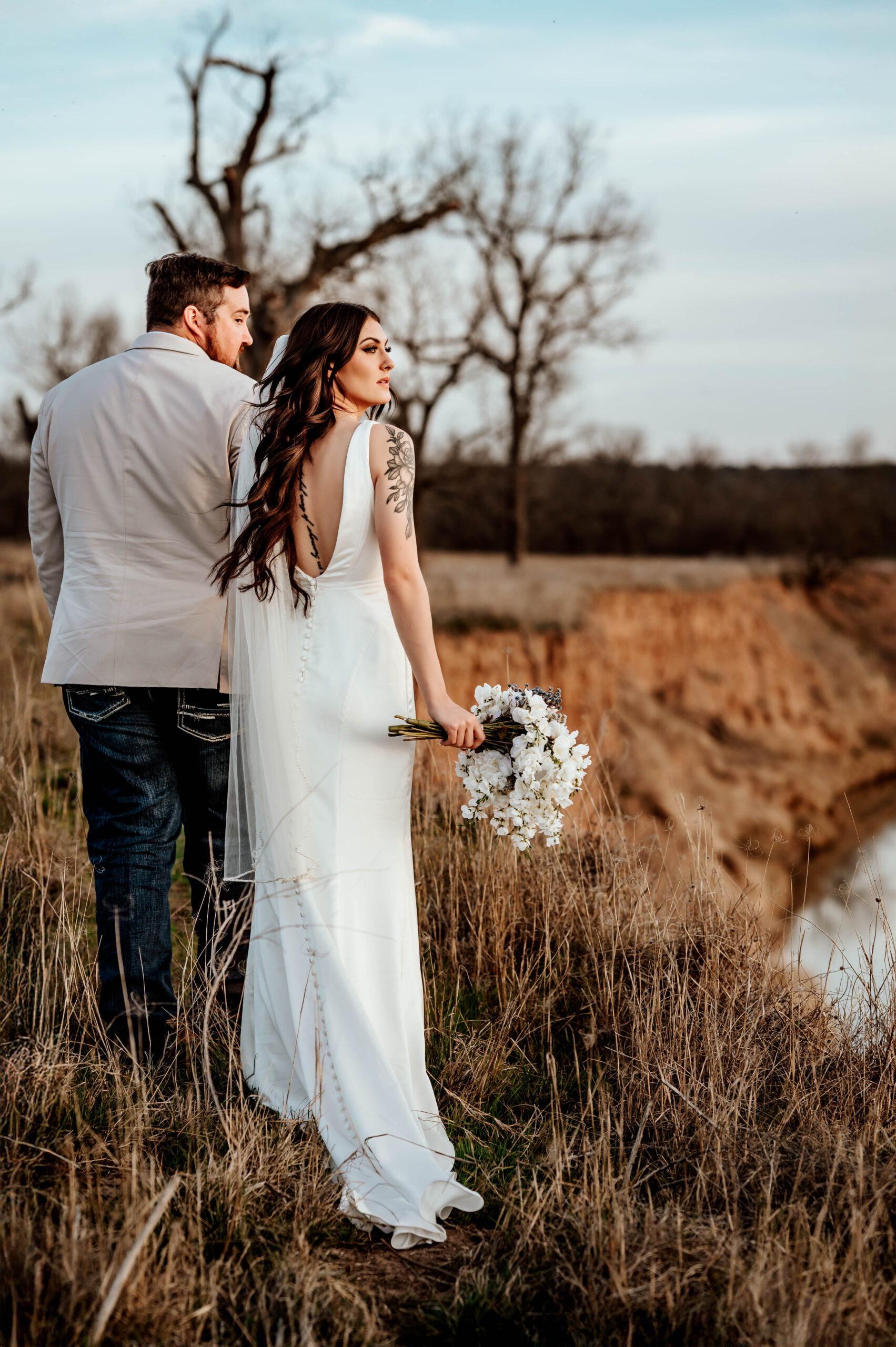 DIY wedding on the Colorado River in Bend, TX